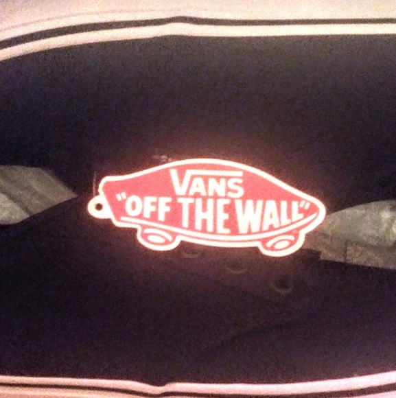 Vans "Off the Wall" Shoes (Size12) - Picture 2 of 3